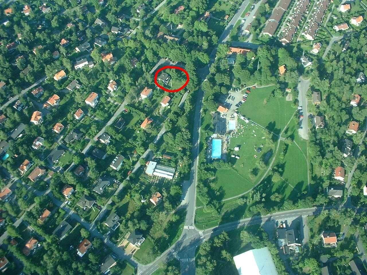 Herrgårdsvägen 1