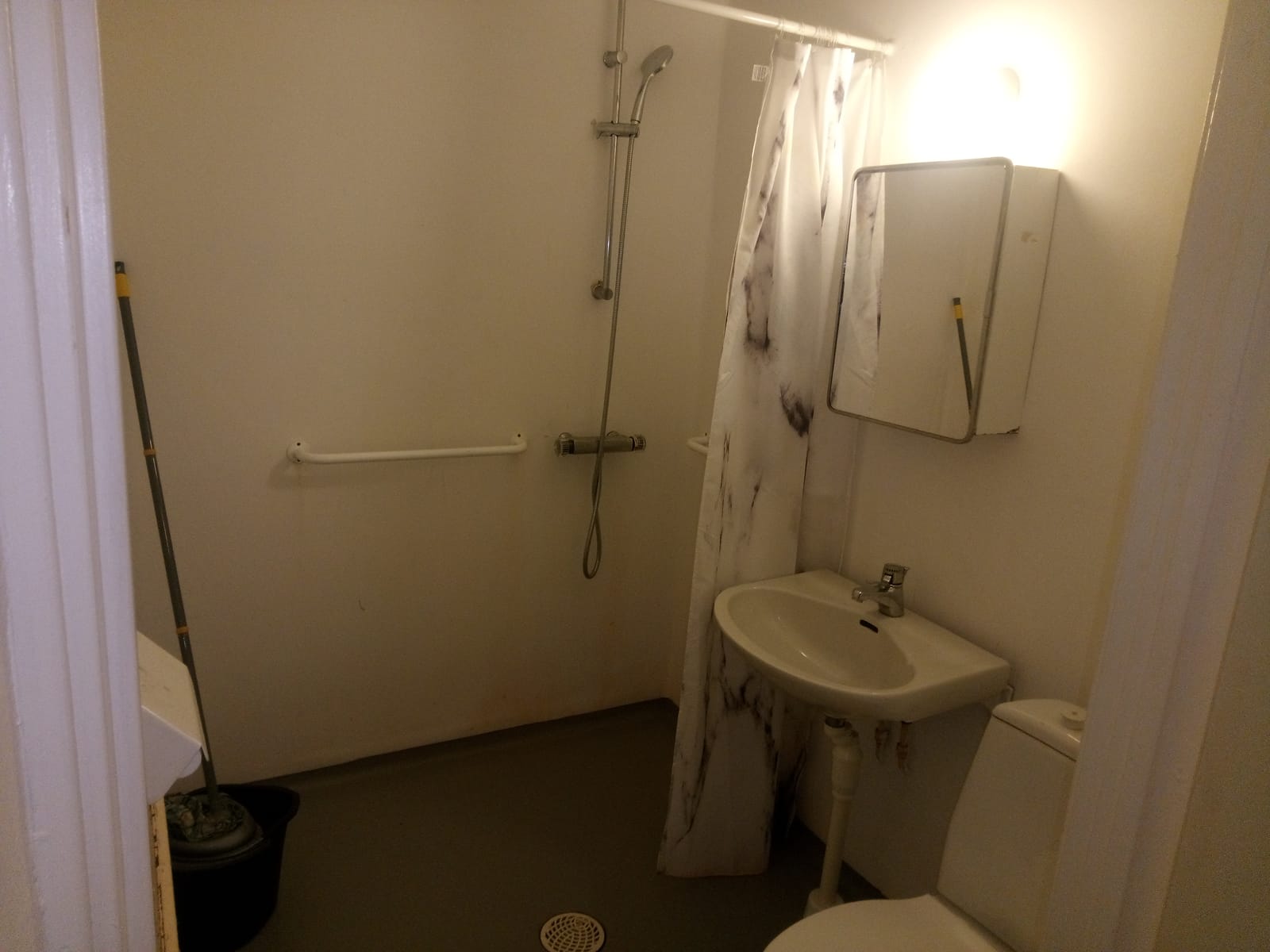 Lugnviksvägen 75