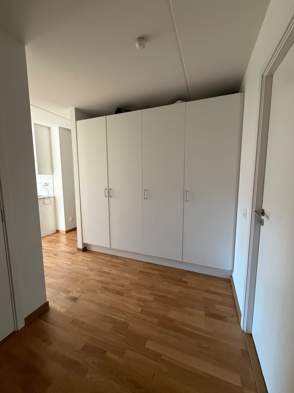 Vikaholmsallén 54B · 3 rum · 74 kvm – bild 11