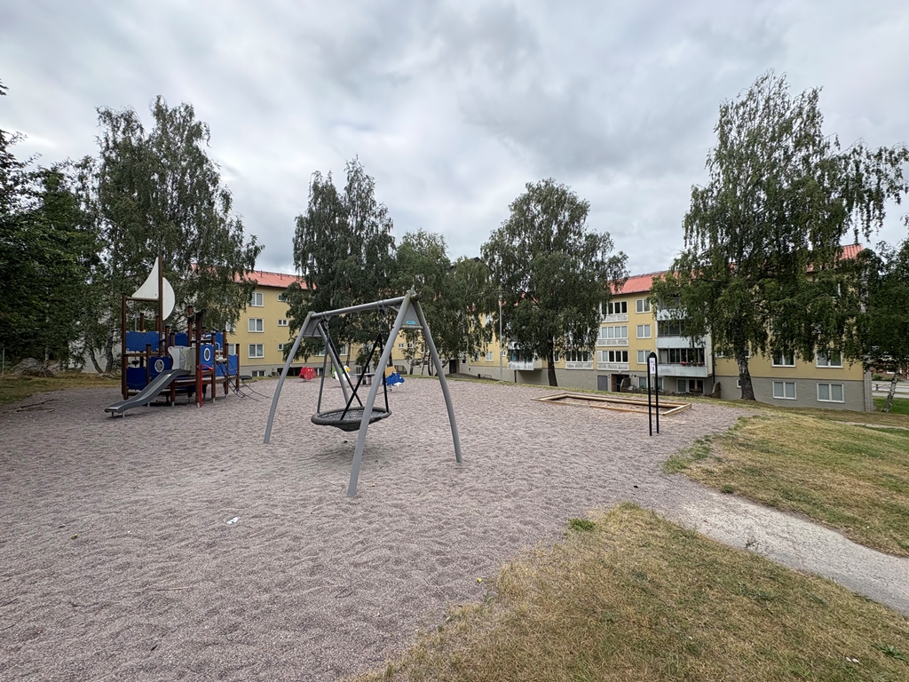 Myrstigen 11