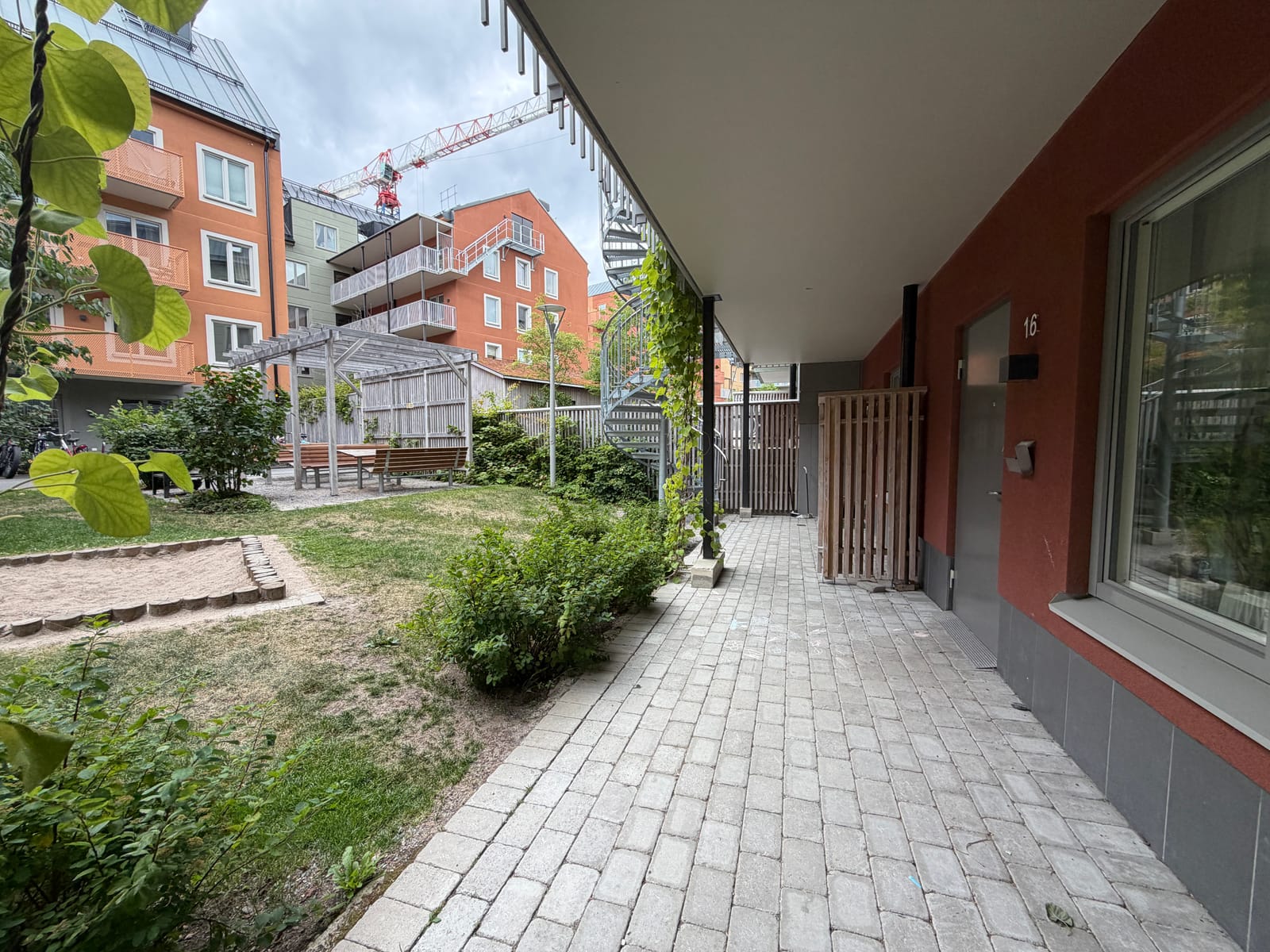Höskullegränd 10