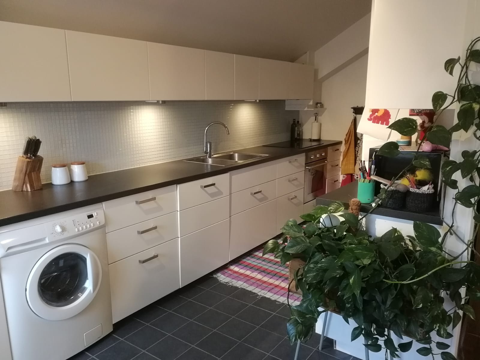 Västra Bernadottesgatan 30 – bild 2