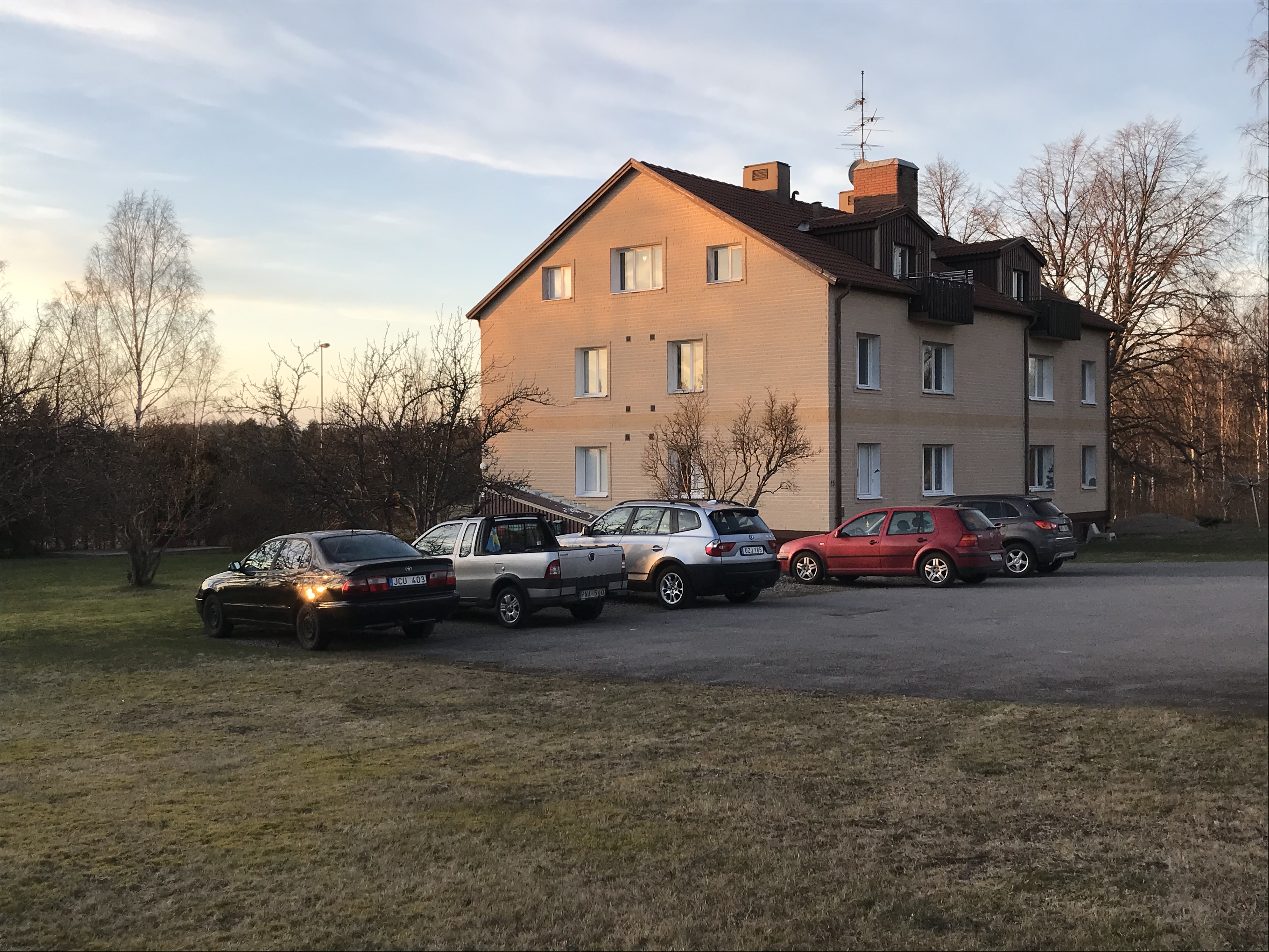 Karlsbergsvägen 25