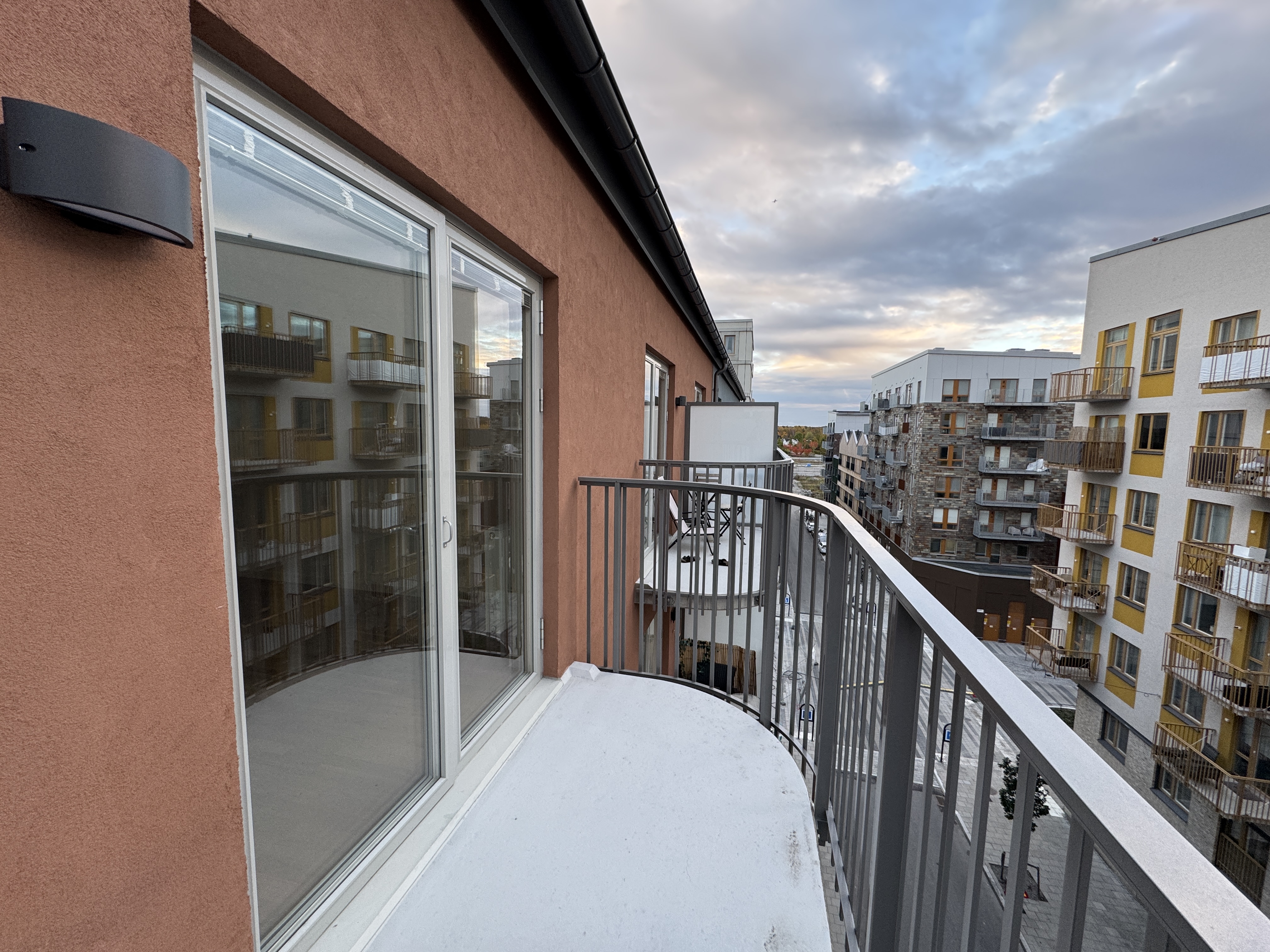 Jaktfalksgatan 1