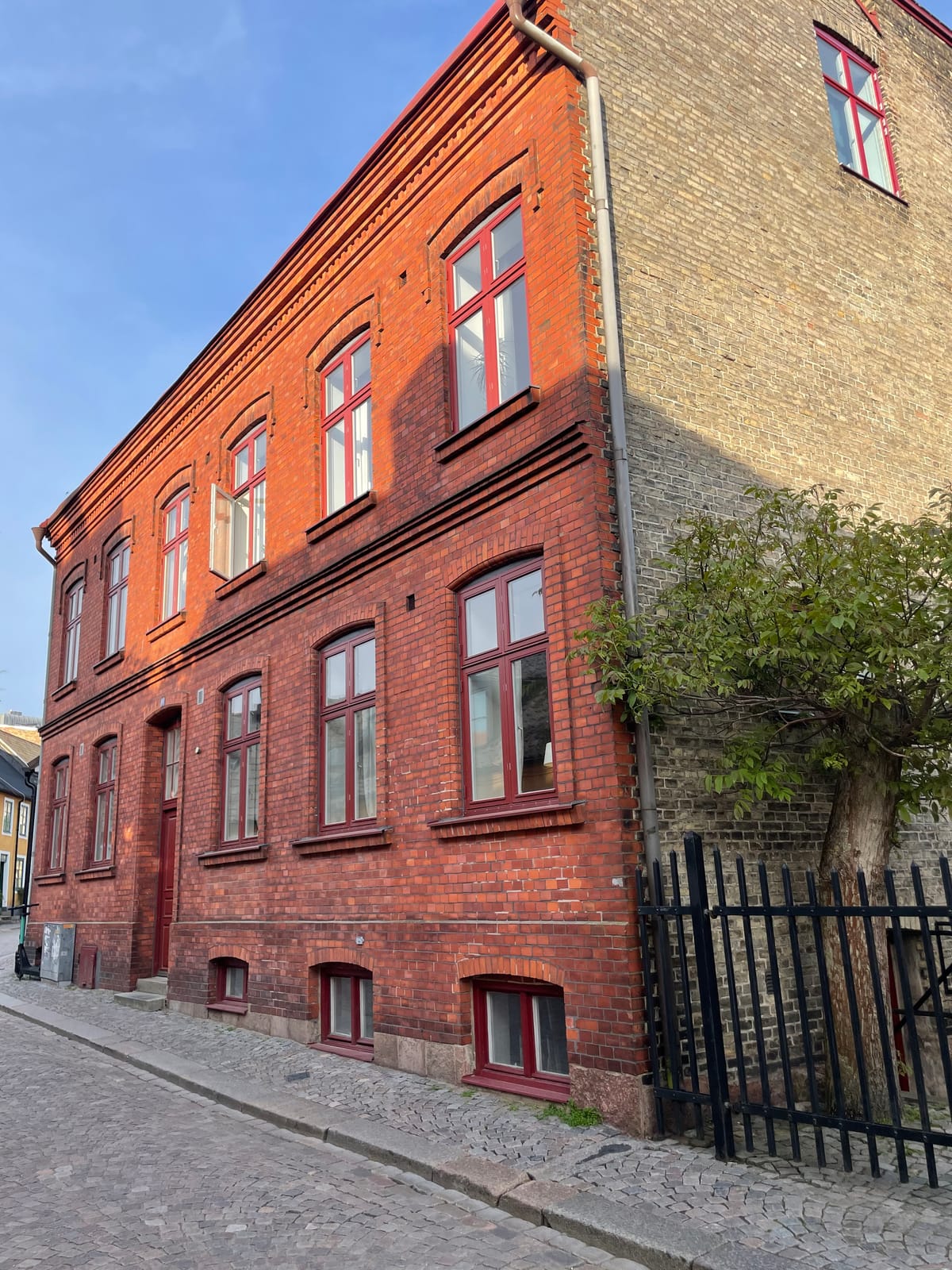 Adelgatan 10B