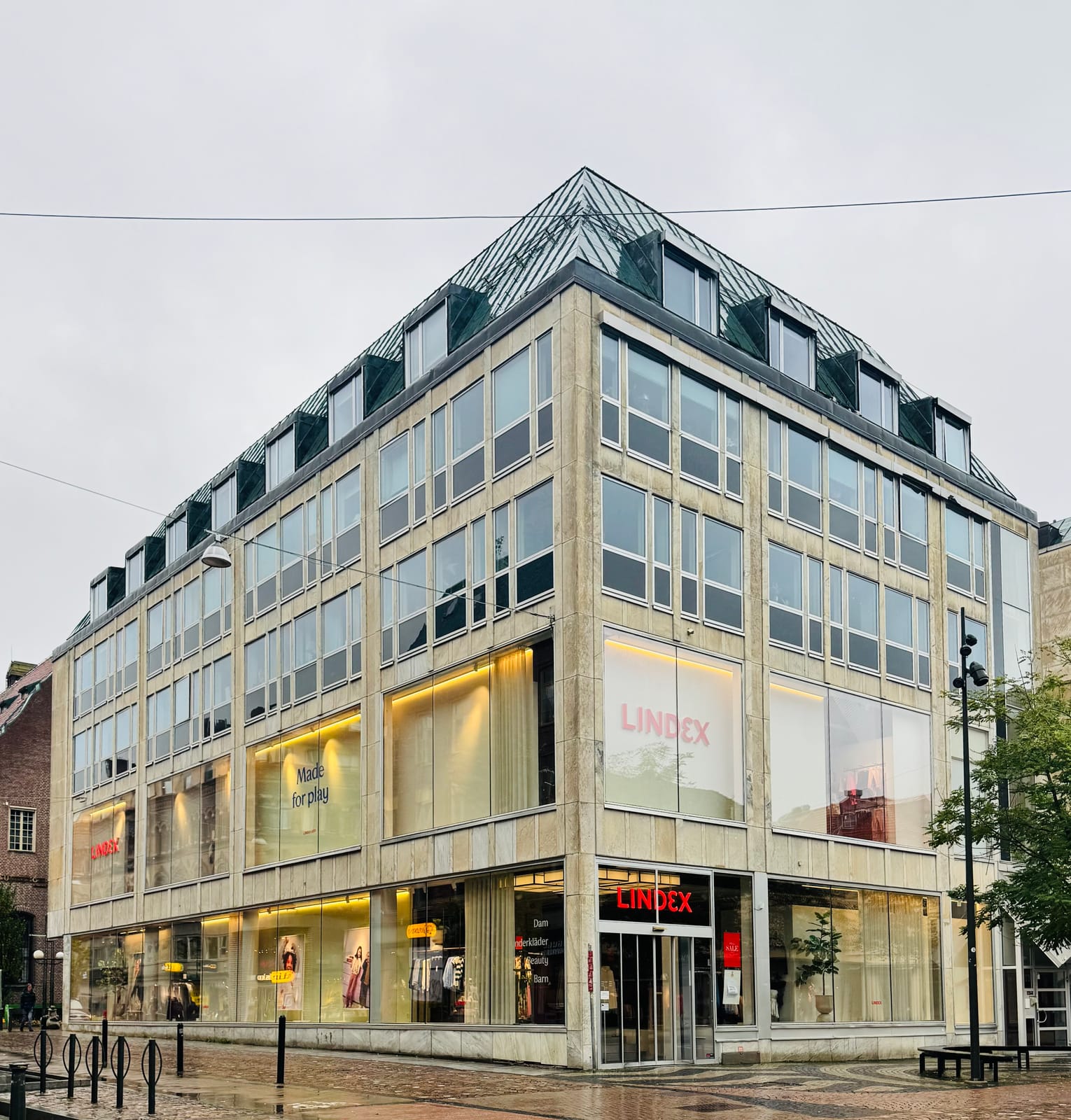 Lilla Brogatan 17