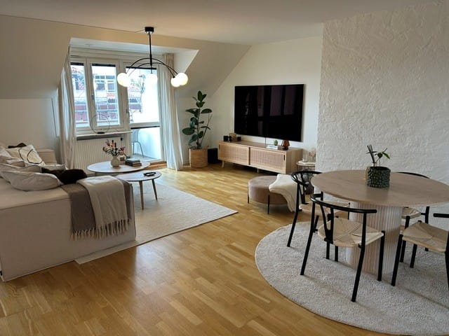 Övre Holländaregatan 36