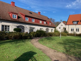 Kyrkvägen 11