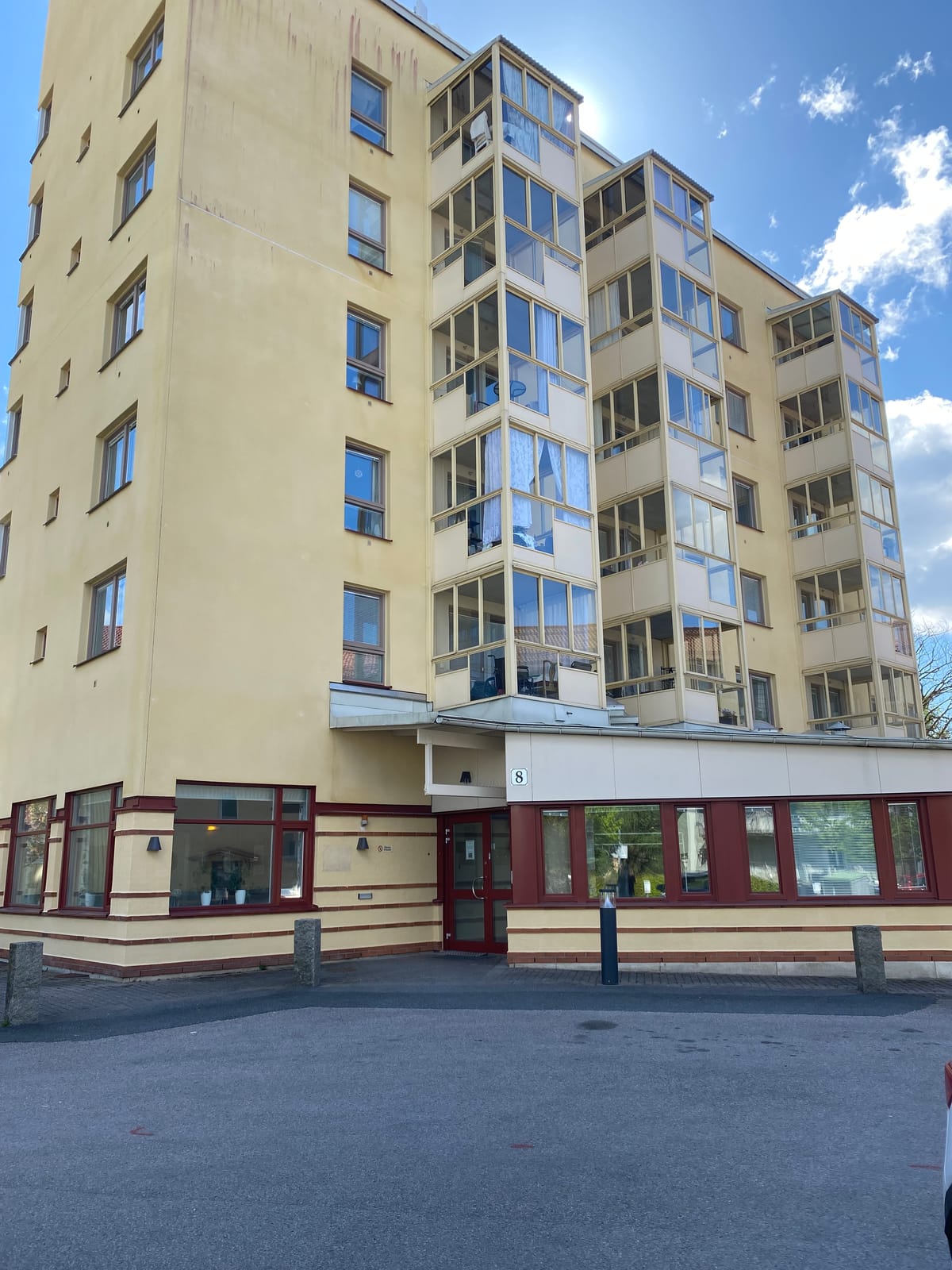 Huldregatan 8