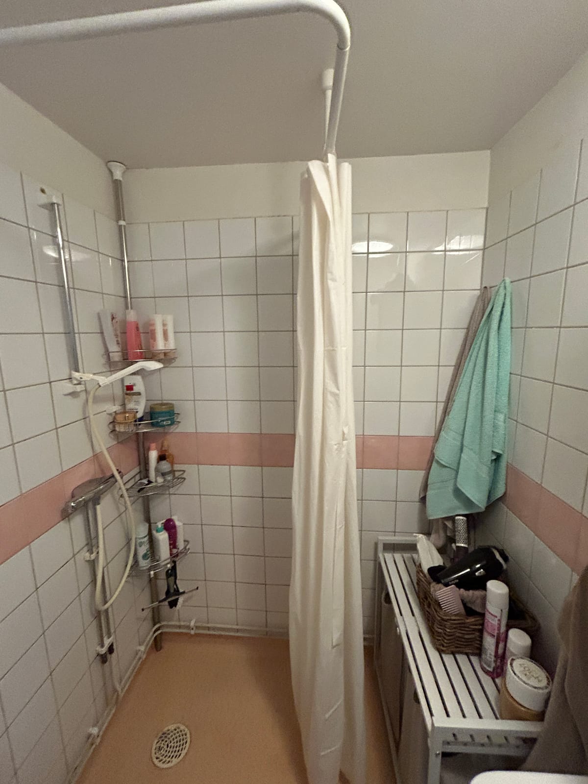Karlagatan 28 B
