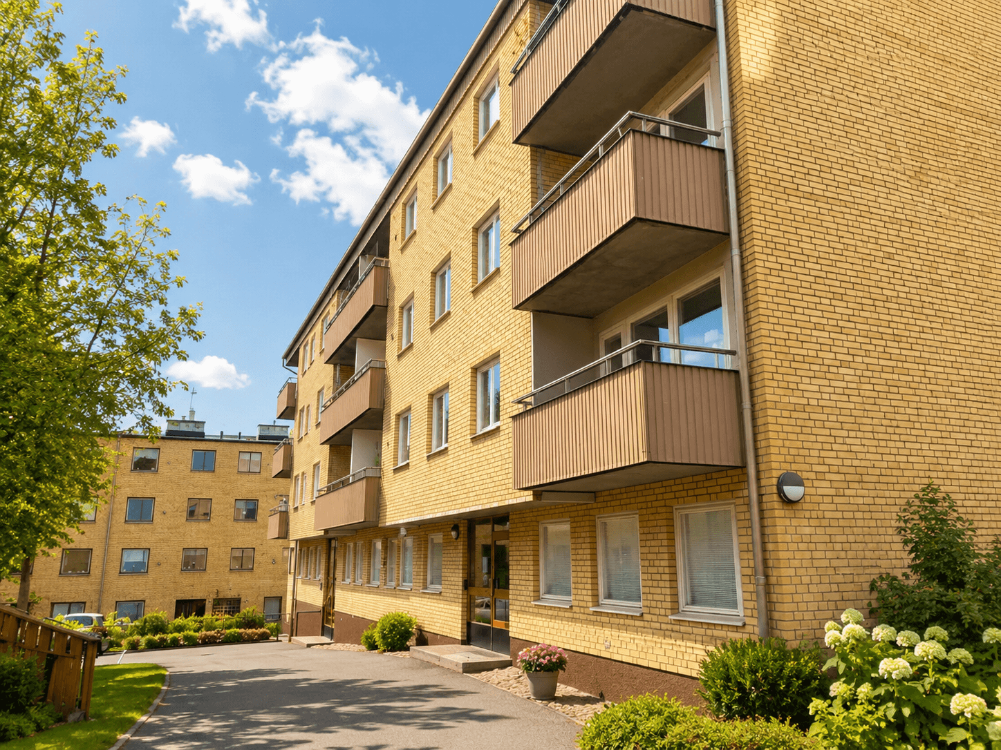 Karlagatan 10