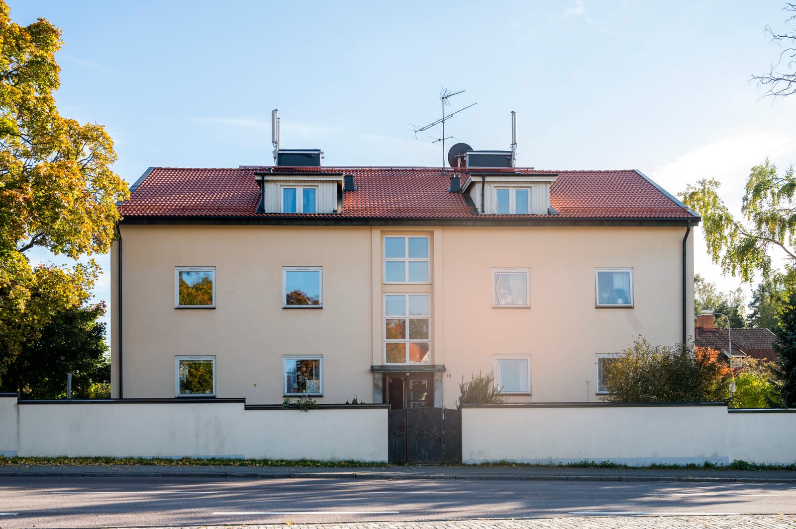 Köpingsvägen 15