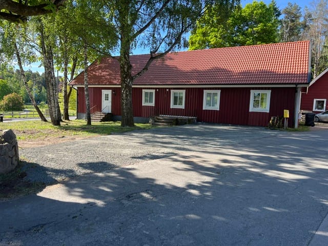 Kyrkovägen 28