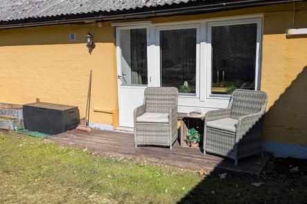 Nyrenoverad 2:a med trädgård Enköping