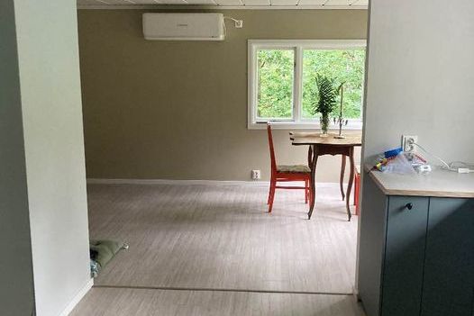 Charmigt hus på Torö nära bad och natur