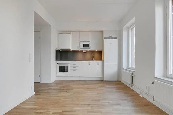 Fin 1:a i Alby nära T-bana