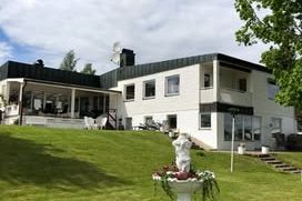 Stor ljus 7-rummare i Råtorp uthyres
