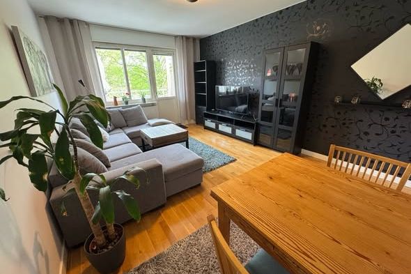 Möblerad 2:a med balkong i Stohagen
