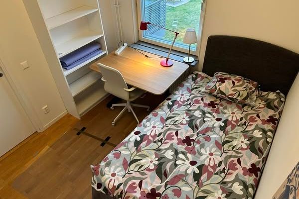 Rum uthyres i lugnt Sollentuna, 4000 kr