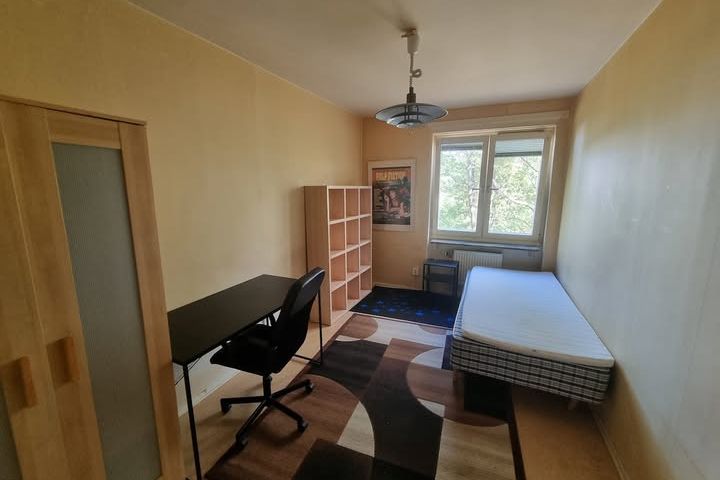 Möblerat rum i Högdalen – 4700 kr
