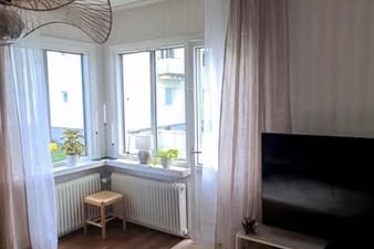 Charmig 3:a i Bagaregården, 2 vån & balkong