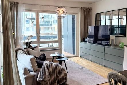 Modern 2:a med balkong på Lindholmen