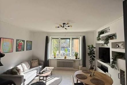 Möblerad 2:a i Fålhagen nära centrum