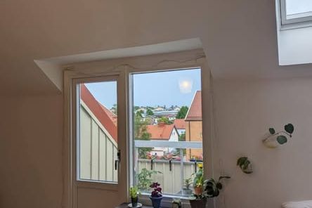 Möblerad 1:a i Mellanheden m balkong