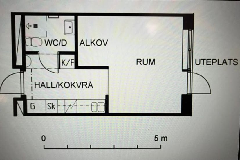 Färdigmöblerad studio med uteplats i Lindholmen