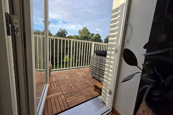 Möblerad 2:a med balkong i Enköping
