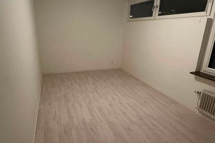 Omöblerad 1:a, 25 kvm i Täby