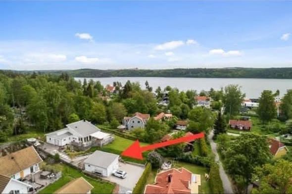 Möblerad lägenhet med uteplats Ekerö