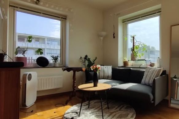 Möblerad etta vid Linero torg 36 kvm