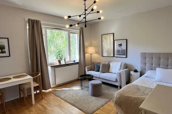 Möblerad 1:a i Johannesfred, Bromma