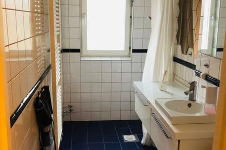 Furnished Room in Vällingby, All Included