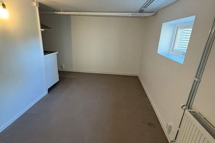 Nyrenoverad 1:a i centrala Halmstad