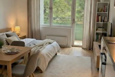 Nyproducerad 1a med balkong i Barkarby