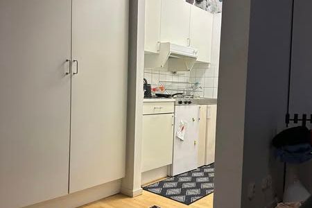 Centralt i Solna: 1,5:a nära pendel & city