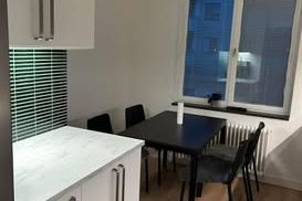 Nyrenoverat rum i Solna nära allt