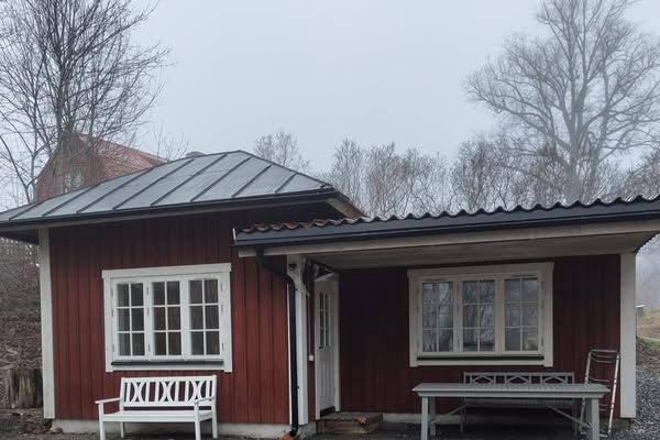 Charmigt gästhus i Sollentuna nära pendel