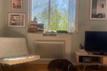 Eget rum i Mälarhöjden nära bad