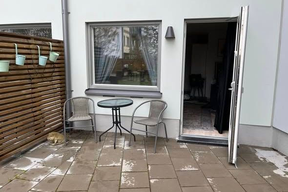 Ny 1:a med uteplats i Väsjön, Sollentuna