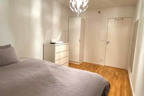 Möblerat rum i Husby, nära T-bana & city