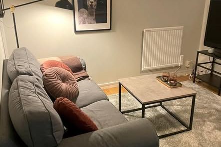 Möblerad 1:a i Skår med tvättmaskin