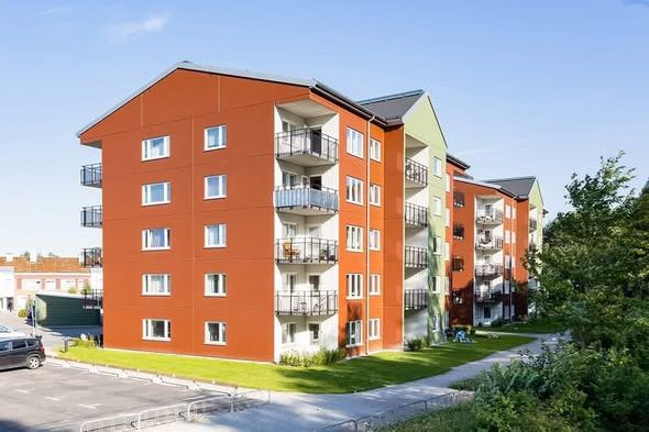 Modern 2:a med balkong & hiss, vån 6