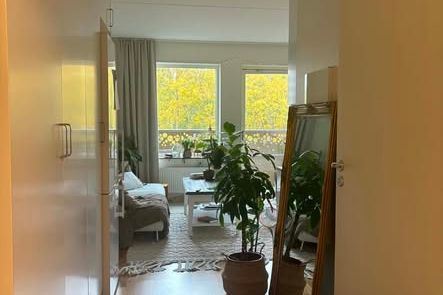 Ljus 2:a med balkong – Beväringsgatan