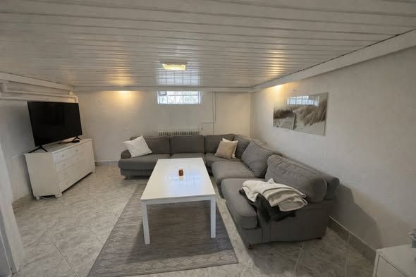 Möblerad källarlägenhet vid Persborg