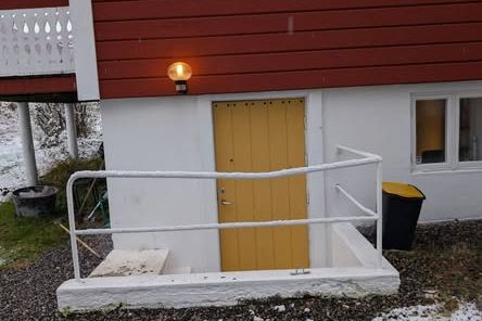 Möblerad 1:a i Sallyhill uthyres