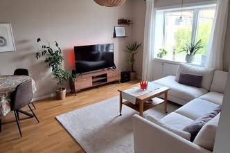 Möblerad 2a i Midsommarkransen uthyres