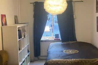 Charmig möblerad 1:a i Guldheden, 7200 kr